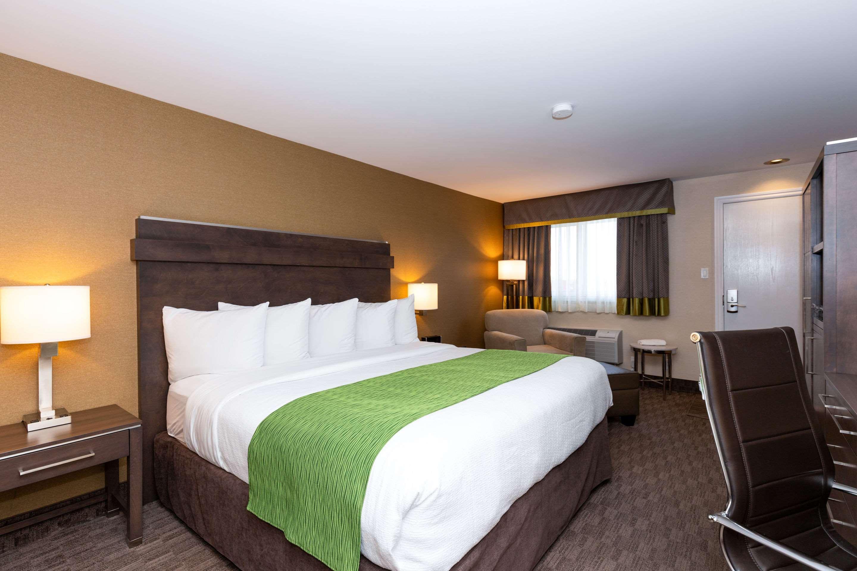 Quality Inn & Suites Matane Buitenkant foto
