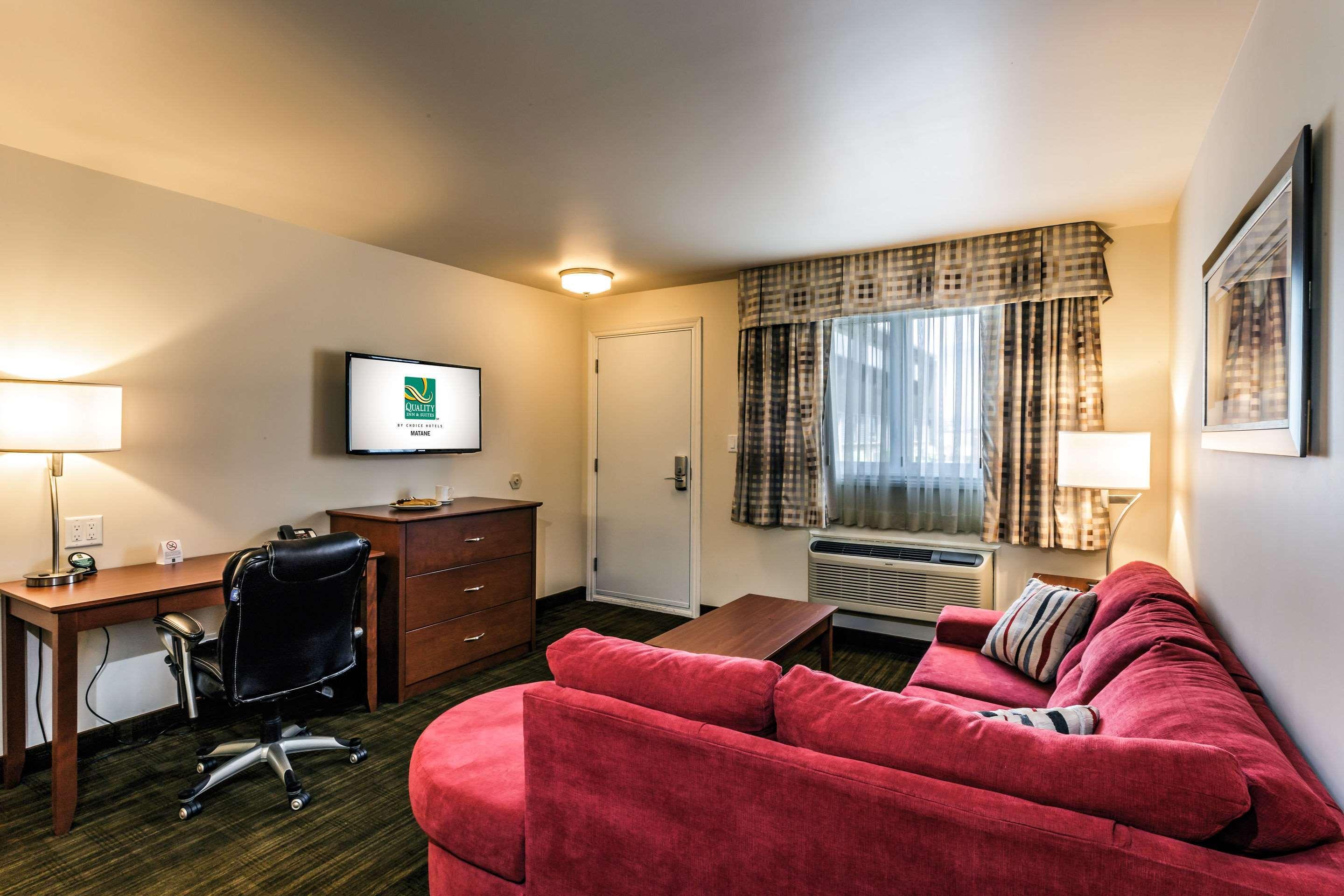 Quality Inn & Suites Matane Buitenkant foto