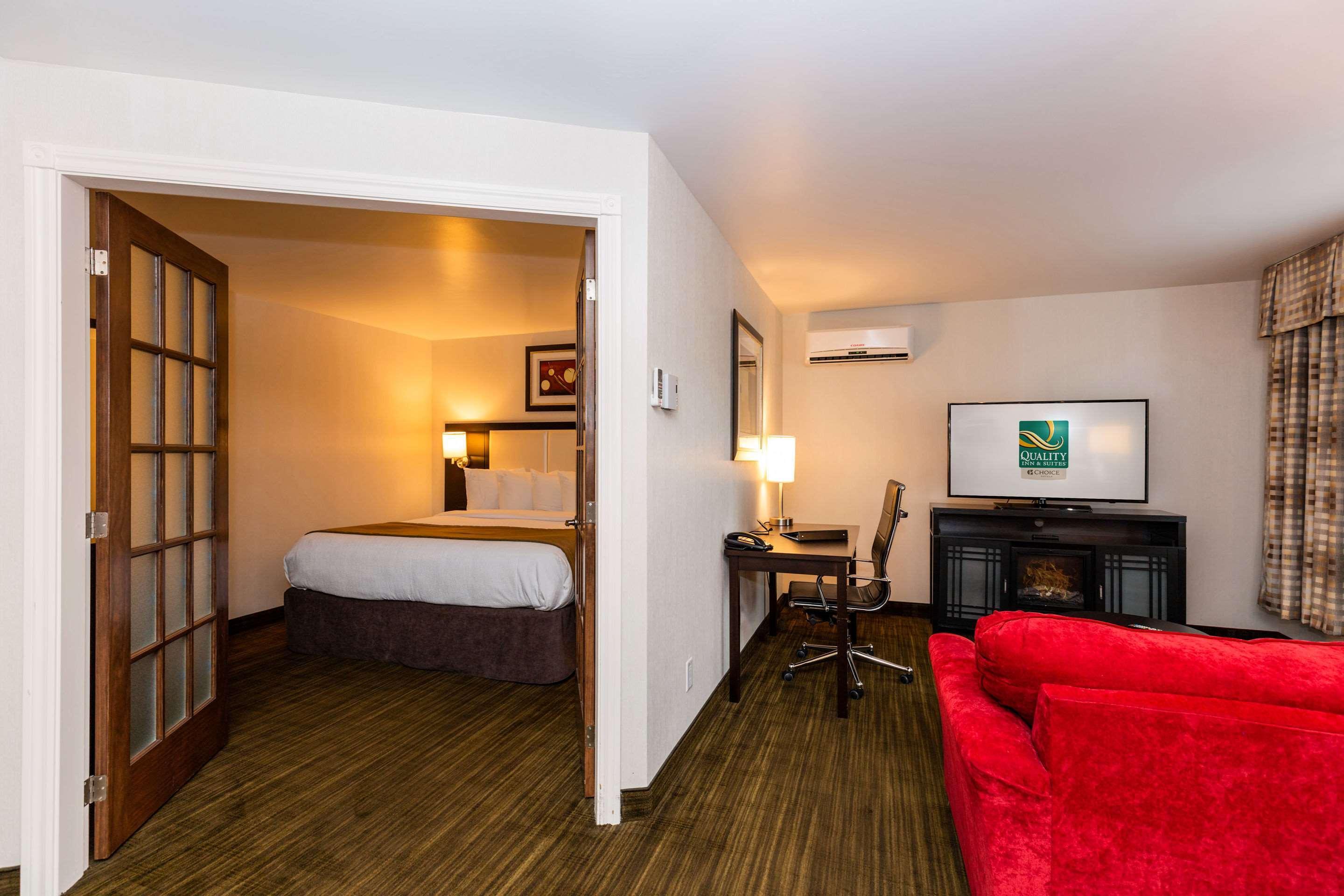Quality Inn & Suites Matane Buitenkant foto