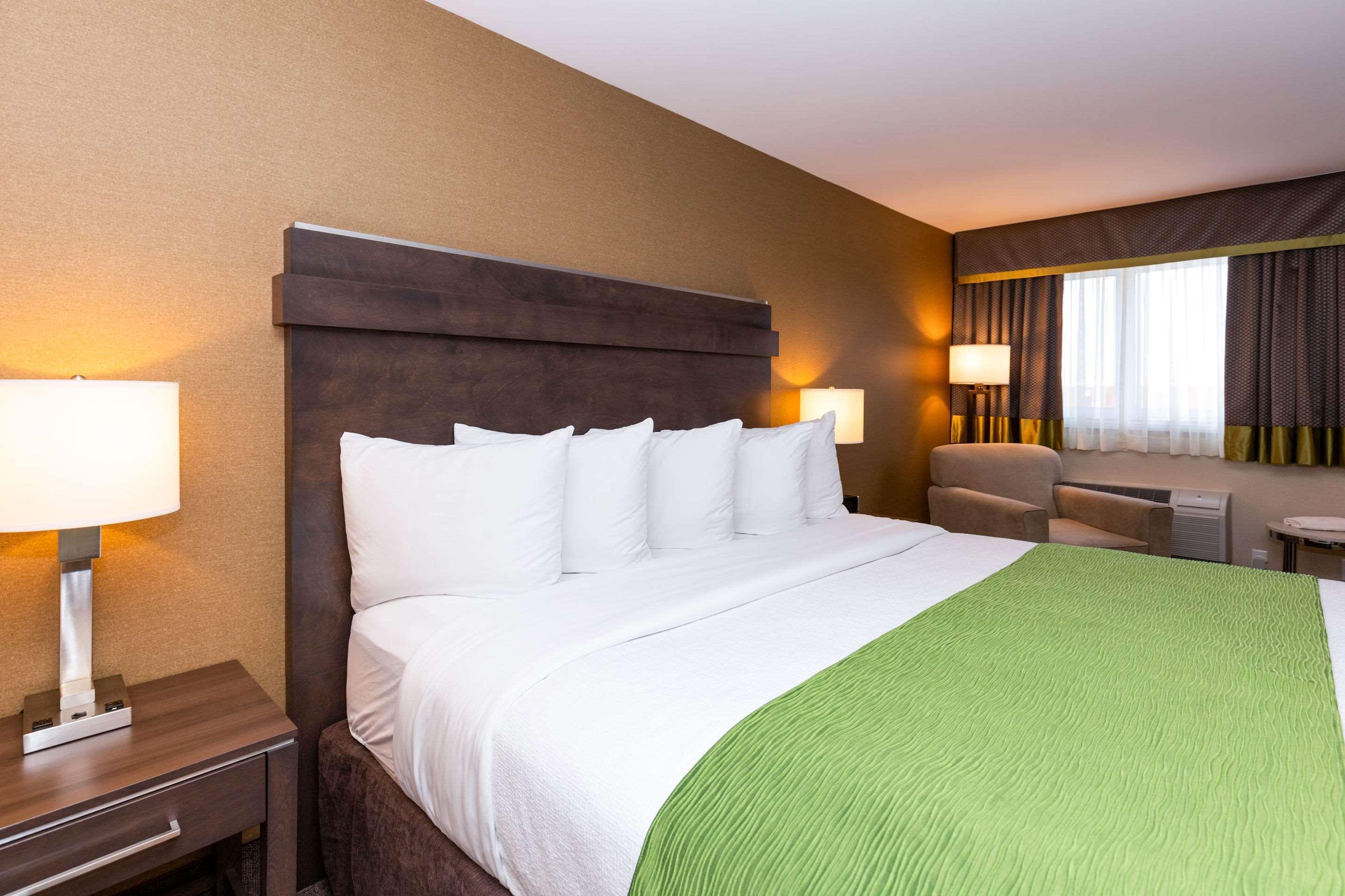Quality Inn & Suites Matane Buitenkant foto