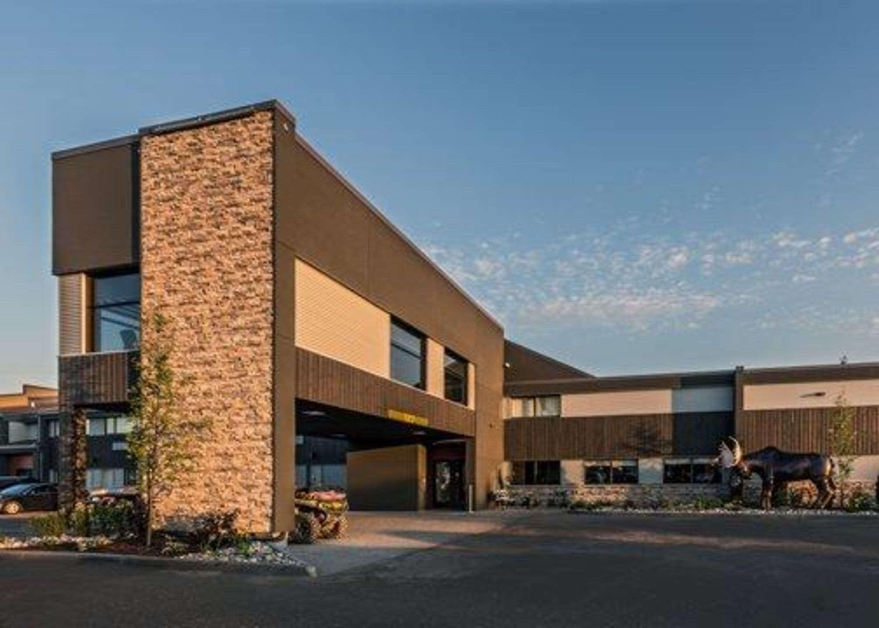 Quality Inn & Suites Matane Buitenkant foto