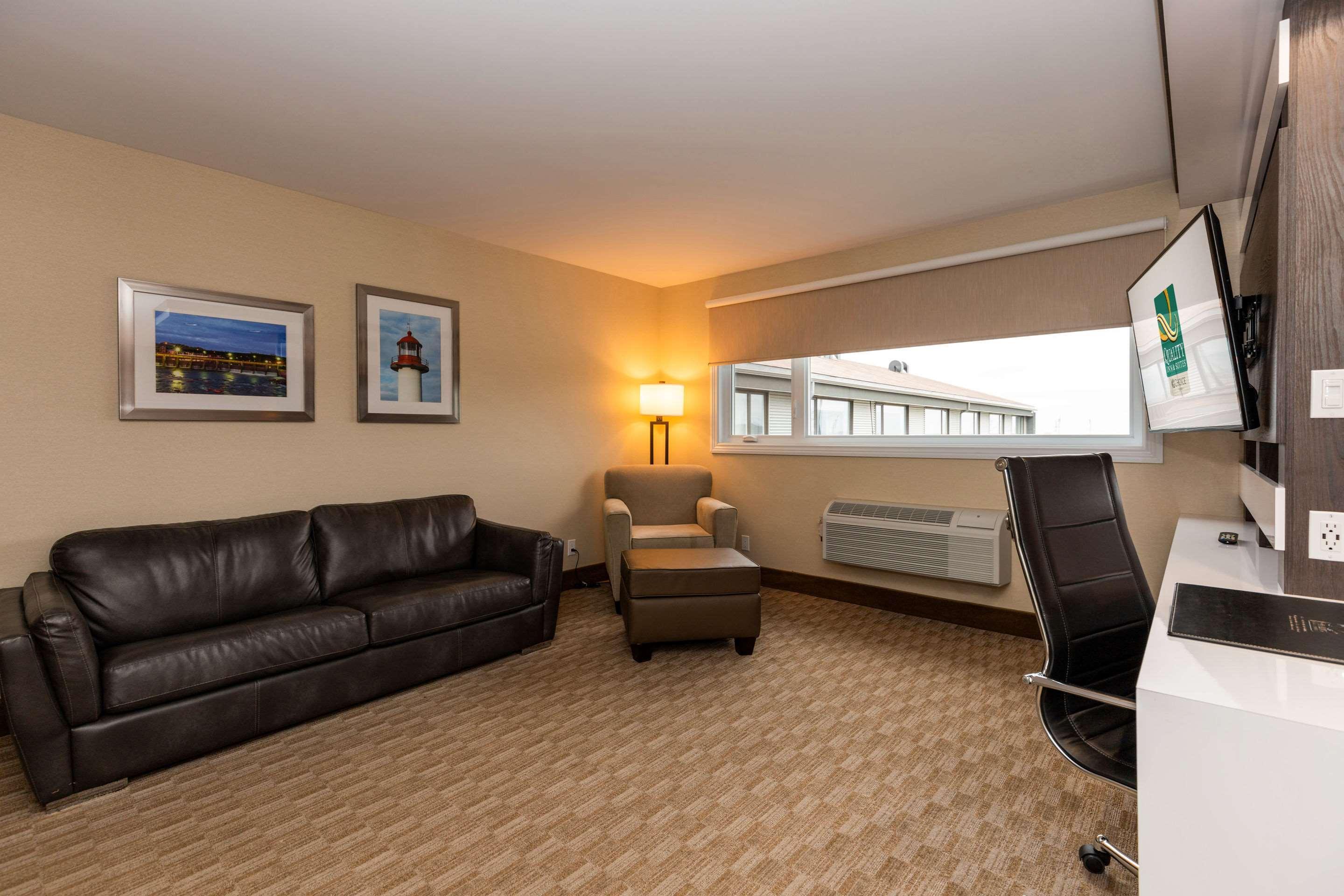 Quality Inn & Suites Matane Buitenkant foto
