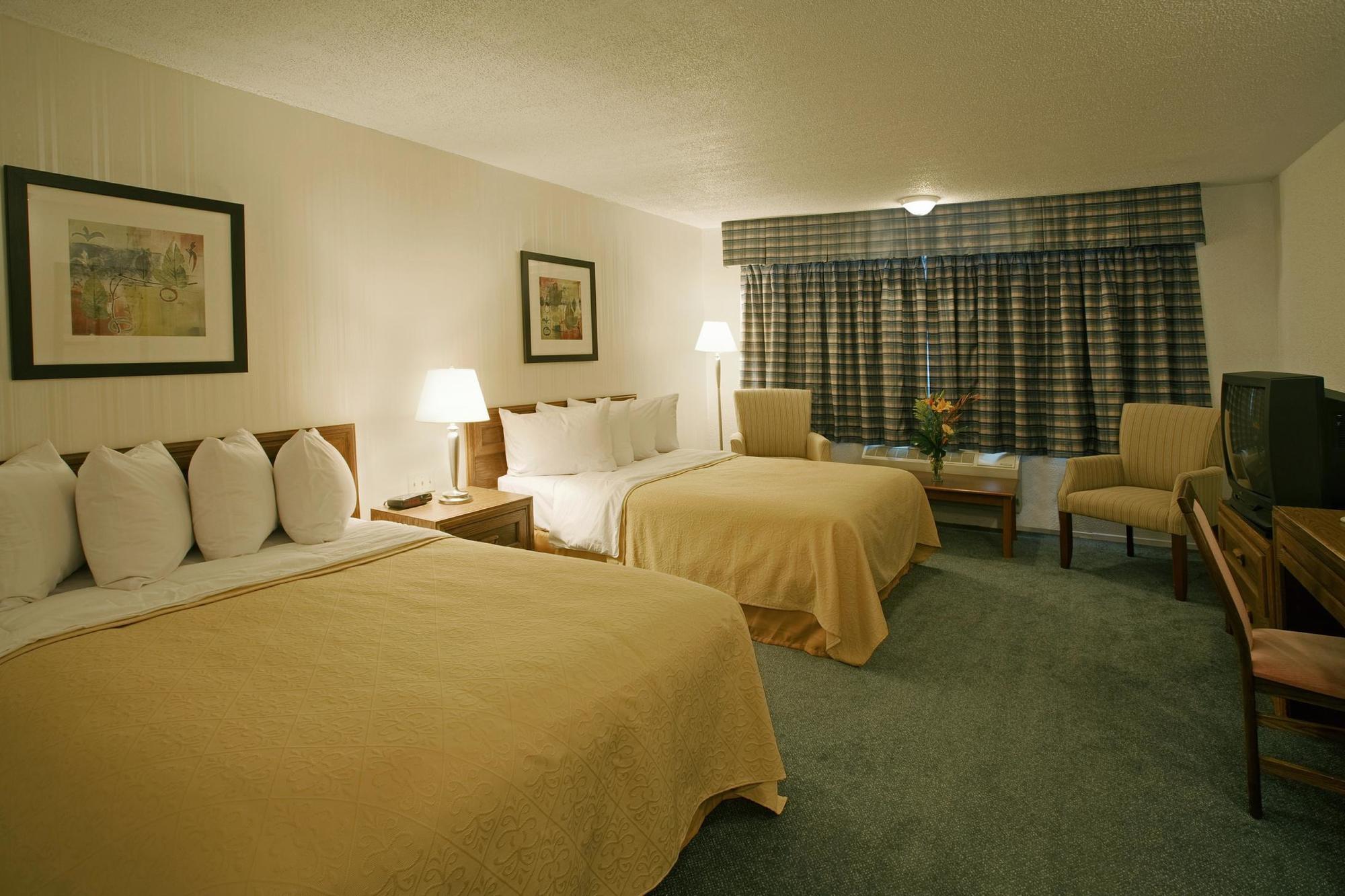 Quality Inn & Suites Matane Buitenkant foto